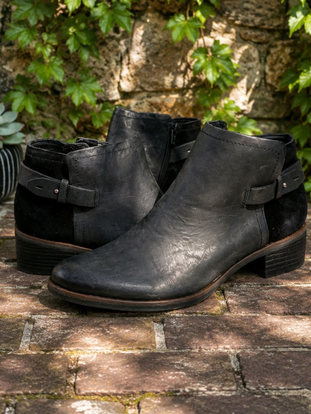 KORK-EASE KORKS Minimalist Moto Black Leather and Suede Ankle Boots, 8.5M